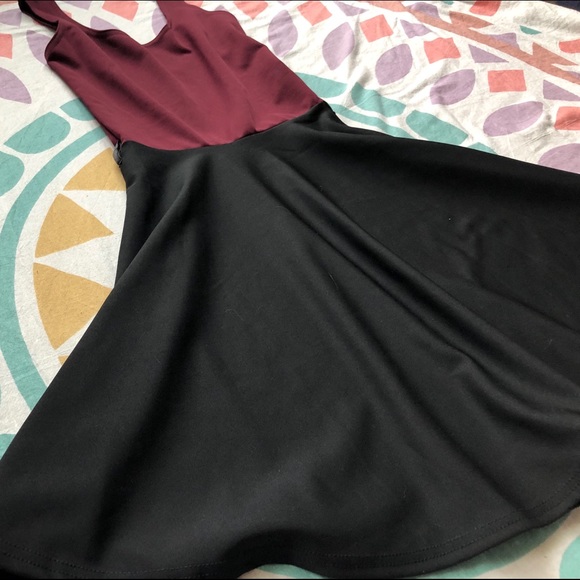 Boohoo Sally Contrast Skater Dress Berry - Picture 2 of 7